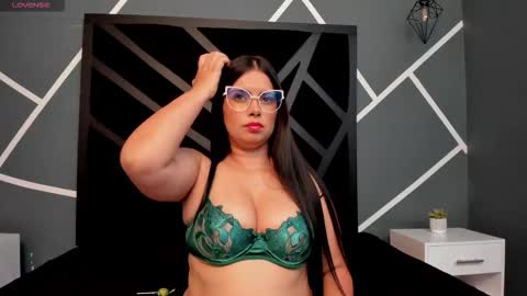 VALKA ROSS online show from 23, 10, 2025