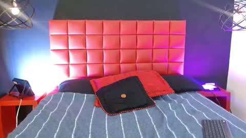 Valkirye  online show from 25, 3, 2026