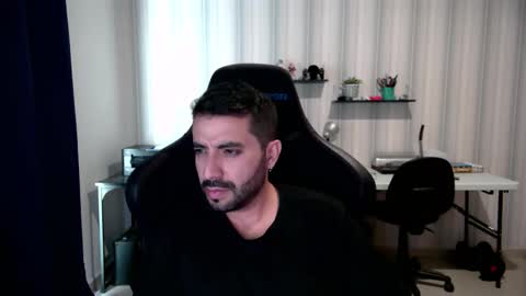 Roberto Carlos online show from 20, 10, 2025