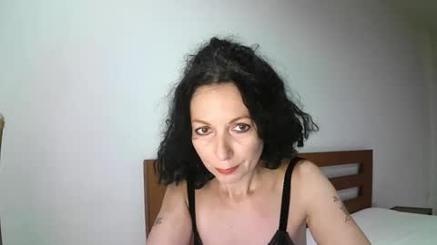 Snapshot of valleriwind chatting on 7, 2, 2026 ValleriWind online show from 7, 2, 2026