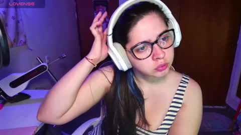 Im Violet online show from 5, 2, 2025