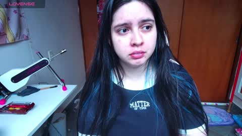 Im Violet online show from 9, 2, 2025