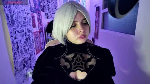 Im Violet online show from 28, 11, 2025