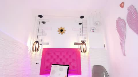 Snapshot of valloletsamar chatting on 2, 2, 2025 Vallolet Peach  online show from 2, 2, 2025