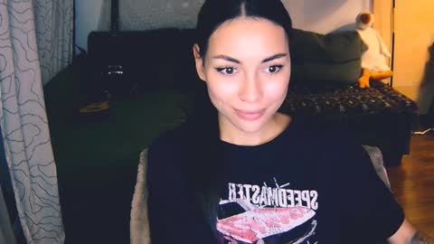 Snapshot of valorant_girl chatting on 4, 12, 2024 Little Devil online show from 4, 12, 2024