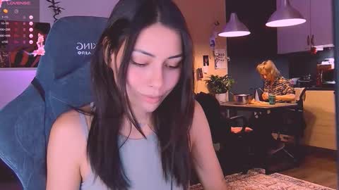 Snapshot of valorant_girl chatting on 18, 10, 2025 Little Devil online show from 18, 10, 2025
