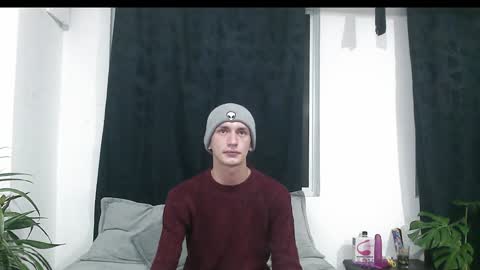 Vamp Noah and Dan online show from 30, 12, 2024