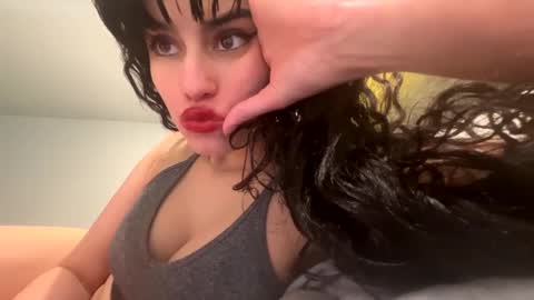 Snapshot of vampgatita chatting on 15, 12, 2024 vampgatita online show from 15, 12, 2024