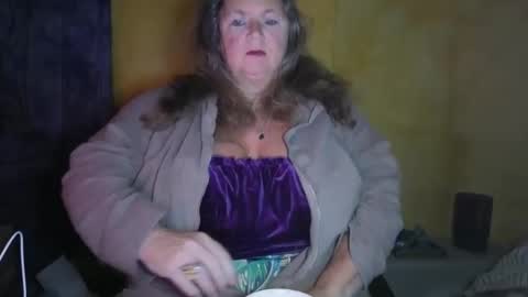 vampwoman online show from 16, 2, 2026