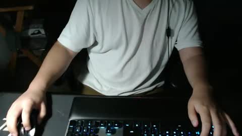 Snapshot of vancoserx111 chatting on 13, 10, 2025 vancoserx111 online show from 13, 10, 2025