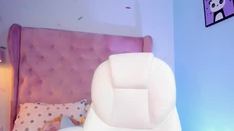 vanelope_evans_ online show from 11, 11, 2025