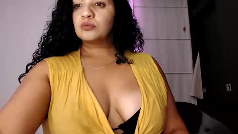 Snapshot of vanesam chatting on 17, 2, 2026 vanessa and samantha online show from 17, 2, 2026