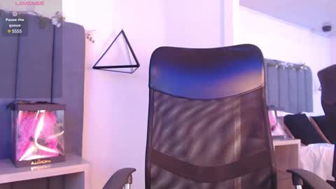 Vanessa online show from 25, 1, 2025