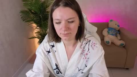 kira online show from 10, 6, 2026