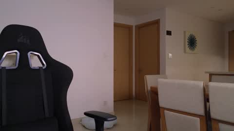 vanessa online show from 1, 1, 2025