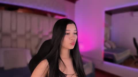 Snapshot of vanessaduval chatting on 18, 10, 2025 vanessaduval online show from 18, 10, 2025
