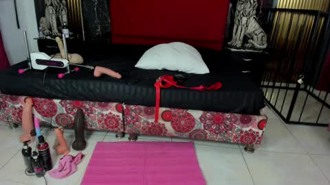 Vanessa Hard online show from 9, 4, 2026