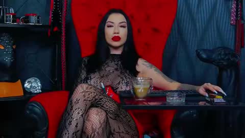 Miss Vanessa online show from 18, 2, 2025