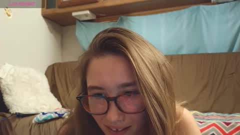 Vanessa Rose online show from 27, 10, 2025