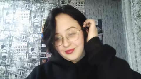 vanessashadow online show from 26, 11, 2025