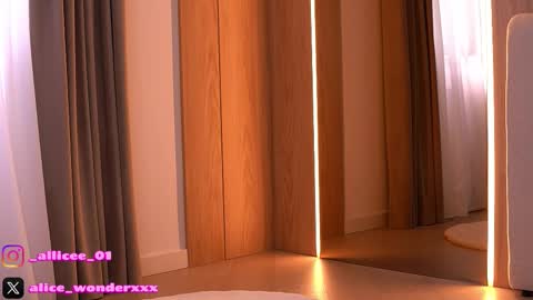 Vanessa Simon online show from 14, 3, 2026