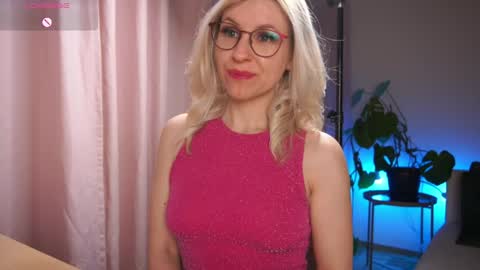 Vanessa online show from 5, 4, 2026