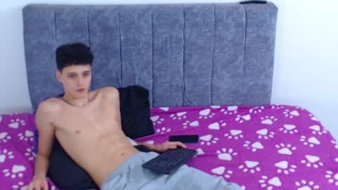 Ruby and Vanie online show from 31, 5, 2026