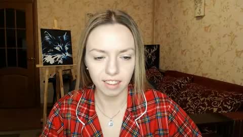 VanillaMuffin online show from 4, 2, 2025