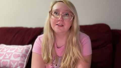 vanillapuddingpie online show from 30, 1, 2025