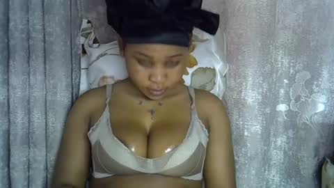 vanillavenus online show from 28, 6, 2026