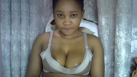 vanillavenus online show from 3, 8, 2026