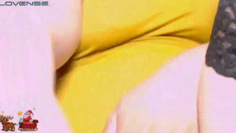 Snapshot of vanne_amet chatting on 22, 12, 2024 free  follow me online show from 22, 12, 2024