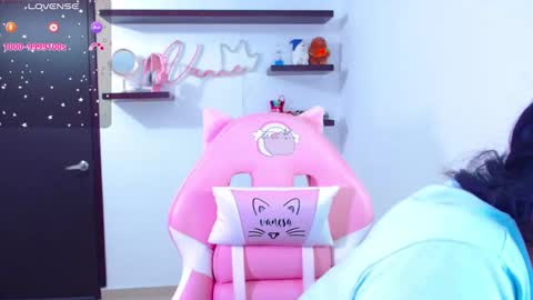 Snapshot of vannessa_shy chatting on 6, 2, 2025 Vanesa online show from 6, 2, 2025