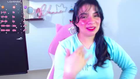 Snapshot of vannessa_shy chatting on 6, 2, 2025 Vanesa online show from 6, 2, 2025