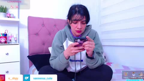 Snapshot of vannessa_shy chatting on 26, 9, 2025 Vanesa online show from 26, 9, 2025