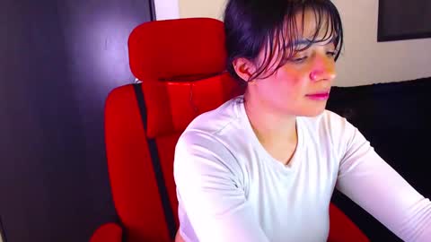 Snapshot of vannessa_shy chatting on 19, 10, 2025 Vanesa online show from 19, 10, 2025