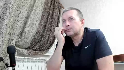 vano_822 online show from 24, 2, 2025