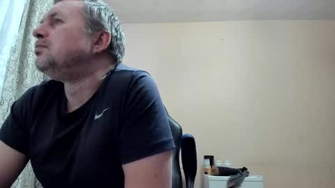 vano_822 online show from 4, 2, 2026