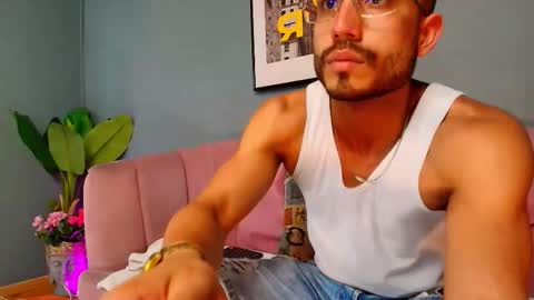 Vans Ross online show from 7, 2, 2026