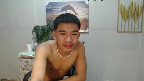 vanxxx2005 online show from 2, 12, 2024