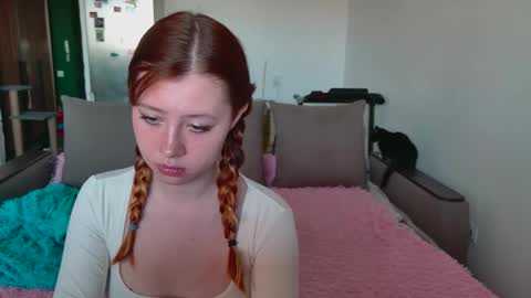 Snapshot of vasilisa_lik chatting on 15, 10, 2025 Vasilisa lik online show from 15, 10, 2025