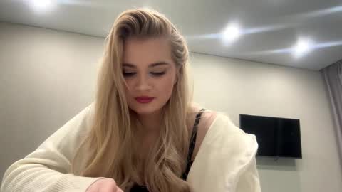 Monika online show from 14, 2, 2026