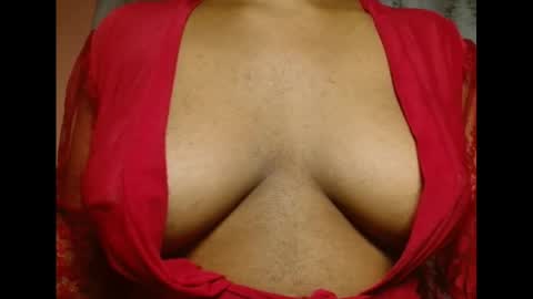 Snapshot of vee62 chatting on 19, 7, 2026 vee62 online show from 19, 7, 2026