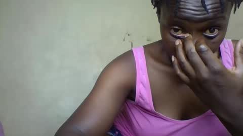 Snapshot of vee_tommy chatting on 8, 12, 2024 Vee tommy online show from 8, 12, 2024