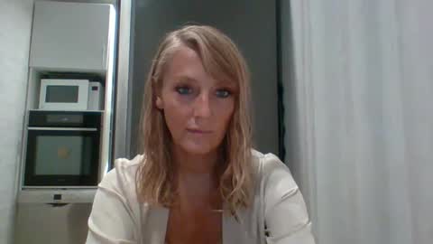 Snapshot of veessa chatting on 27, 9, 2025 Veessa online show from 27, 9, 2025