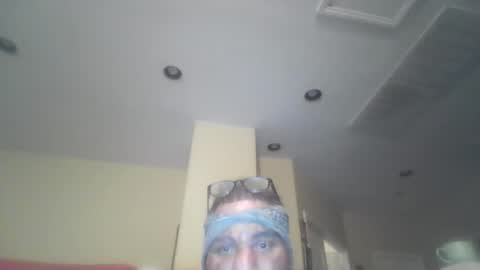 Snapshot of vegasstrippn17 chatting on 13, 11, 2025 vegasstrippn17 online show from 13, 11, 2025