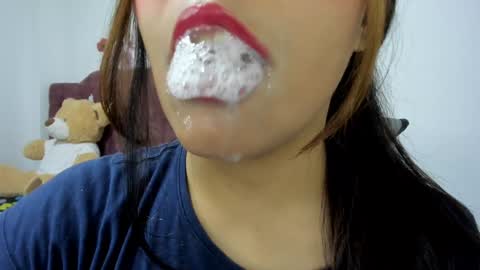 Snapshot of veky_saliva01 chatting on 22, 12, 2024 camila online show from 22, 12, 2024