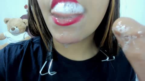 Snapshot of veky_saliva01 chatting on 16, 1, 2025 camila online show from 16, 1, 2025