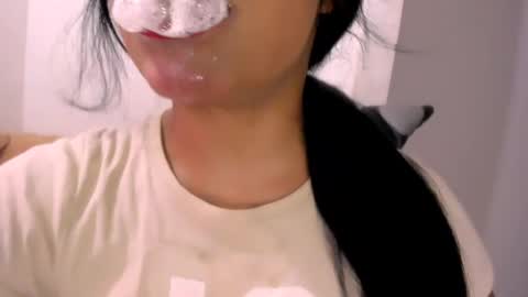 Snapshot of veky_saliva01 chatting on 27, 9, 2025 camila online show from 27, 9, 2025