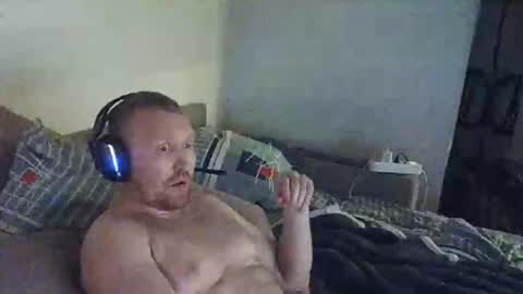 Snapshot of velikiibelyi17 chatting on 15, 12, 2025 Deniel online show from 15, 12, 2025